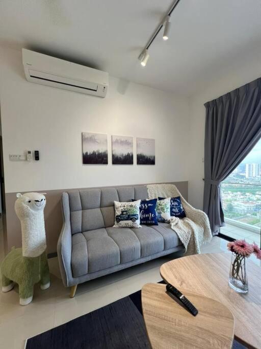Apartment The Edge United Point